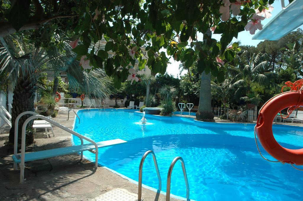 Reginna Palace Hotel Maiori Ngoại thất bức ảnh